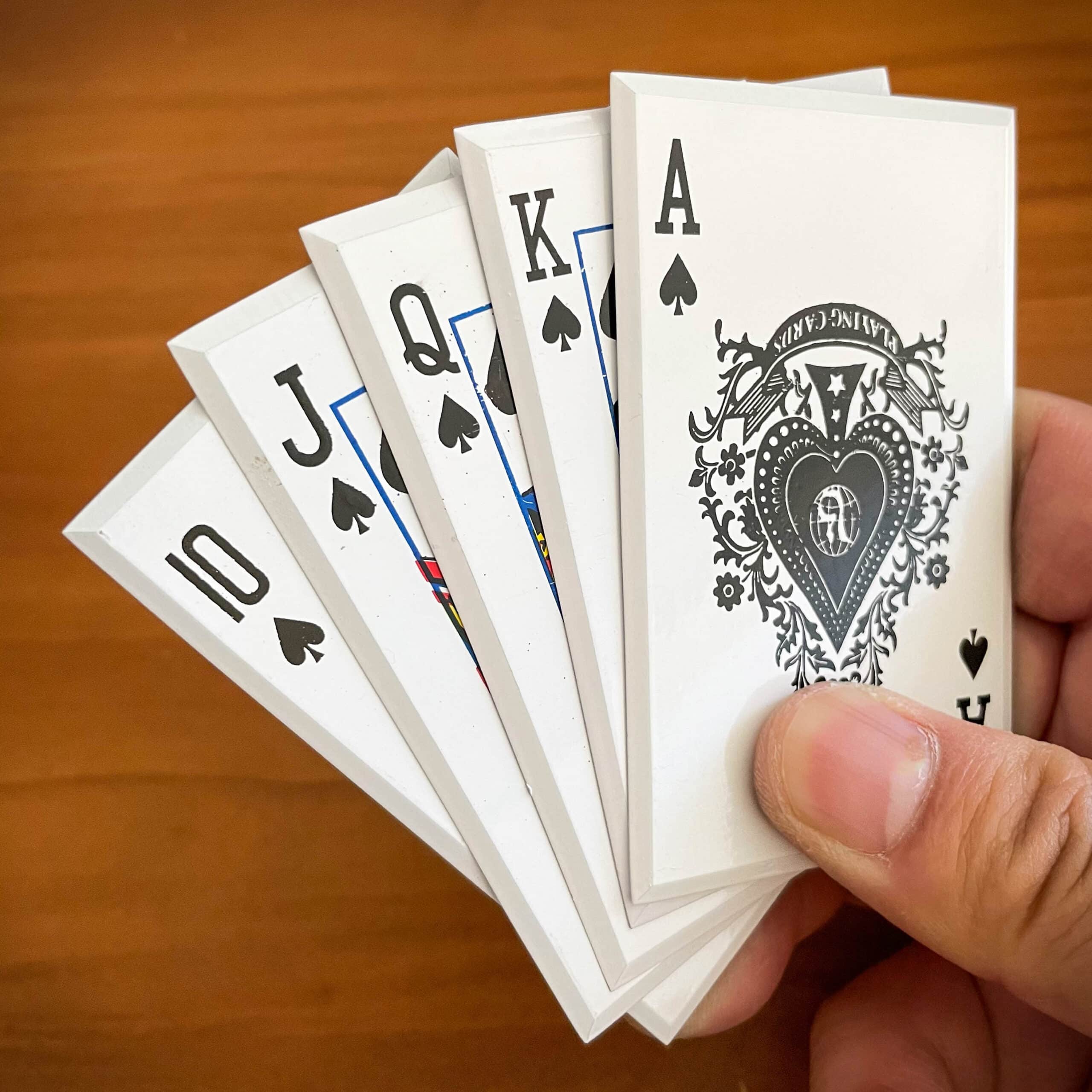Blackjack Throwing Cards